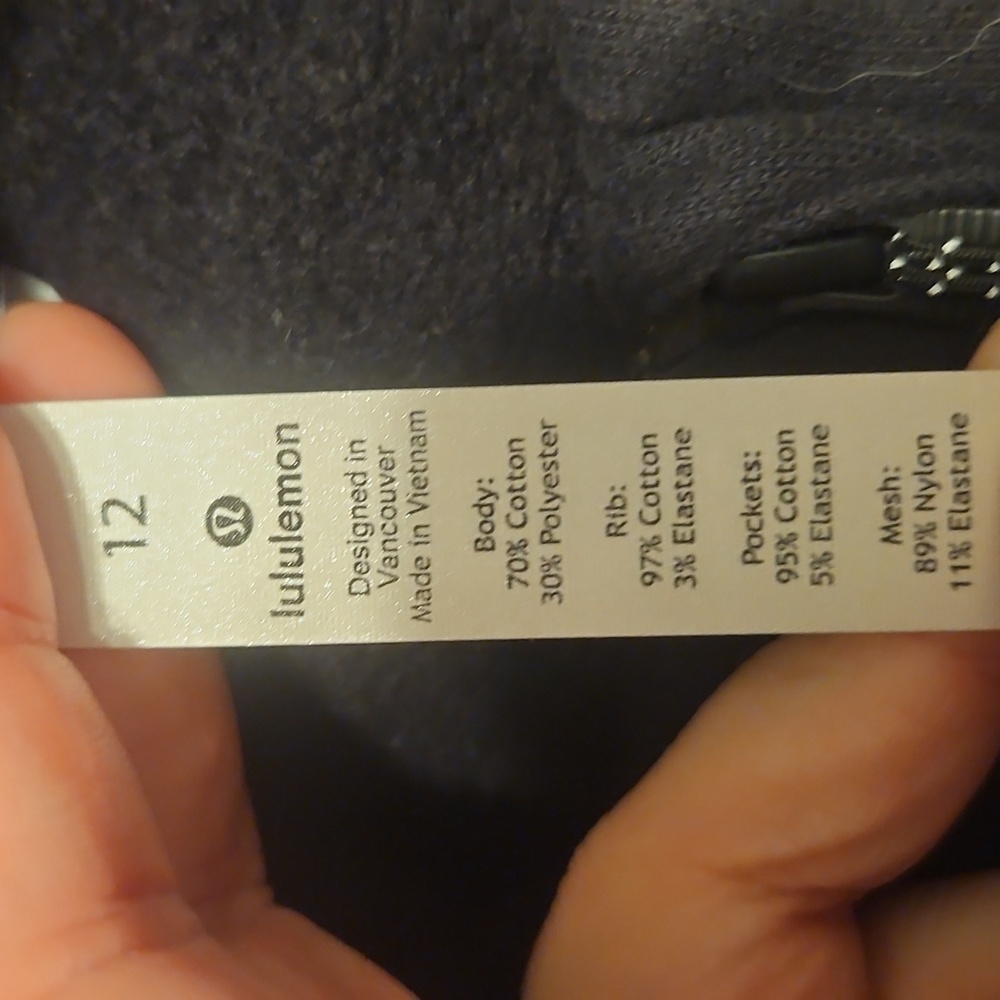 Lululemon Sweatshirt - Picture 2 of 7
